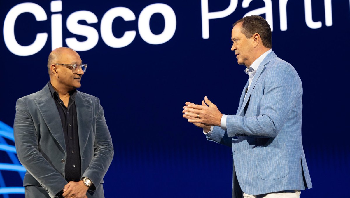 ChuckRobbins's tweet photo. Great being back at Cisco Partner Summit this year. The ecosystem is critical for our success and we see massive opportunity for all of us moving forward. Loving the energy! https://t.co/XueKCHw91D