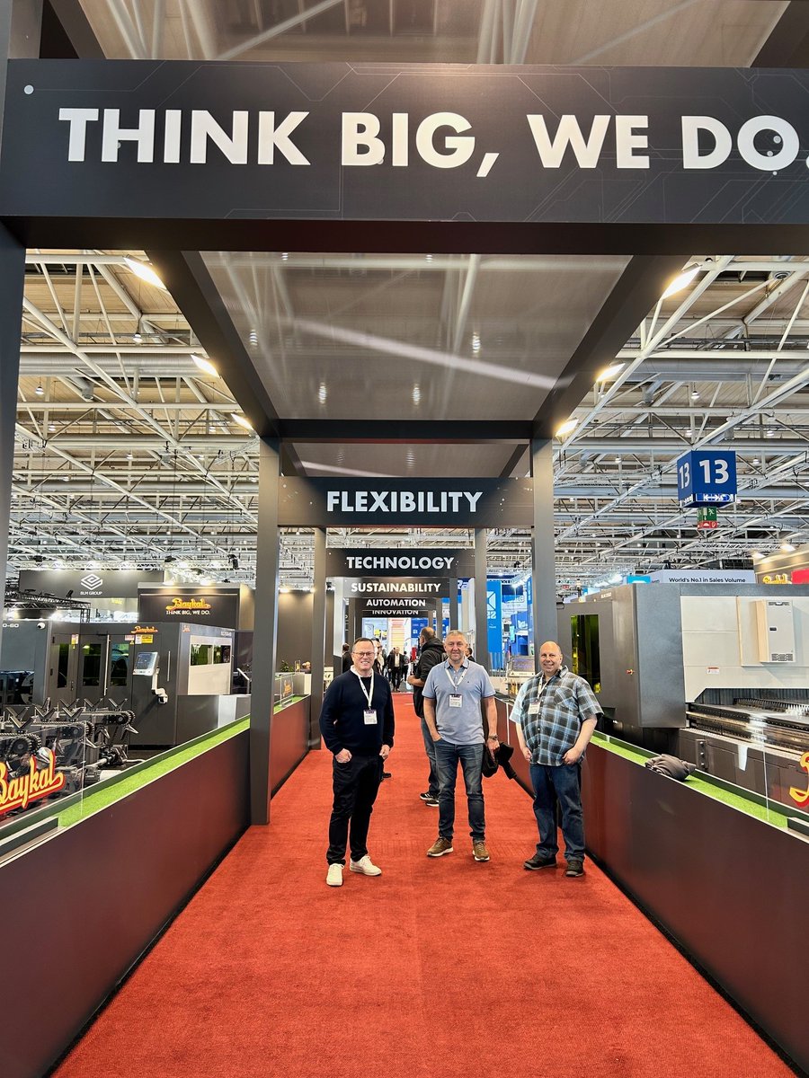 newtouchlaser's tweet photo. Last week, the New Touch Industries team attended EuroBLECH in Germany, where George, Alex, and Brad explored the latest in sheet metal technology. An inspiring experience with new ideas to bring back home! https://t.co/KekIQH0iRb
