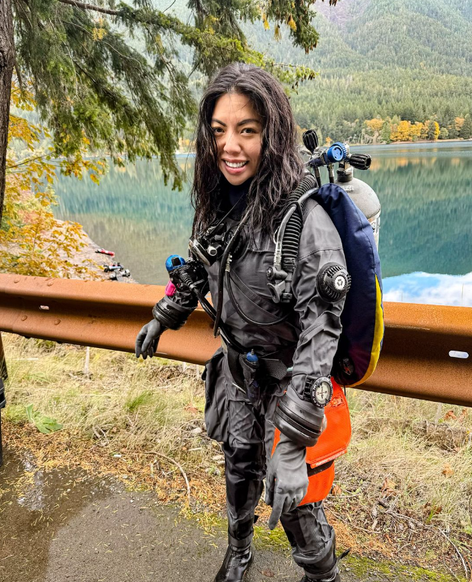 scubadivingyard's tweet photo. May your Tuesday be as awesome as you are! Keep shining! ✨🌼
•
•
•
•
•
•
•
•
•#halcyondivesystems #santidiving #scubadive #scubadiver #oceanlover #avatardrysuit #globalunderwaterexplorers https://t.co/Coj2CAjCwL