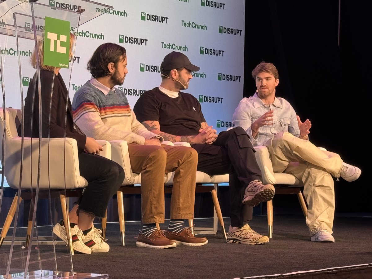 Eli Rabek (@erabek) on Twitter photo "We donāt want to be another Sequoia. When you have enough of those investors, you start to get diminishing returns. Itās the same network."
- <a href="/mantisVC/">MANTIS</a>  at #TCDisrupt2024 | <a href="/TechCrunch/">TechCrunch</a> <a href="/shreythecray/">ShreyTheCray</a> "We donāt want to be another Sequoia. When you have enough of those investors, you start to get diminishing returns. Itās the same network."
- <a href="/mantisVC/">MANTIS</a>  at #TCDisrupt2024 | <a href="/TechCrunch/">TechCrunch</a> <a href="/shreythecray/">ShreyTheCray</a>