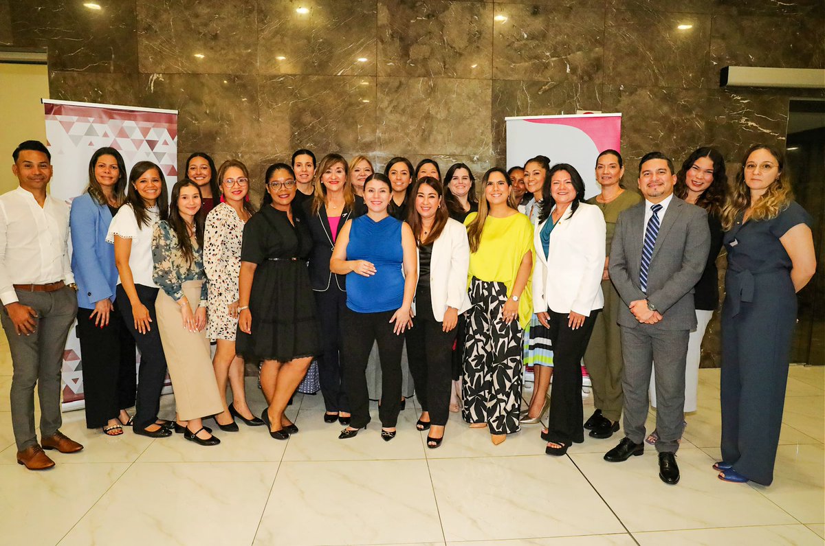 Ministerio de Desarrollo Social de Panamá tweet media