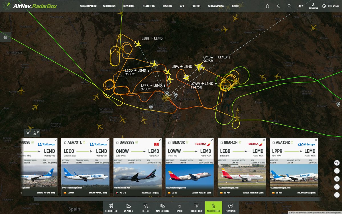 aaveno1's tweet photo. 🔴 Enormous complications around Madrid-Barajas (MAD), as the international airport is being hit by a gigantic thunderstorm ✈️🇪🇸

The whole of Spain, including Malaga (AGP) or Valencia (VLC), have seen big traffic disruptions due to harsh weather today.

Via @RadarBoxCom 
#Madrid https://t.co/IVmB2gXQQr