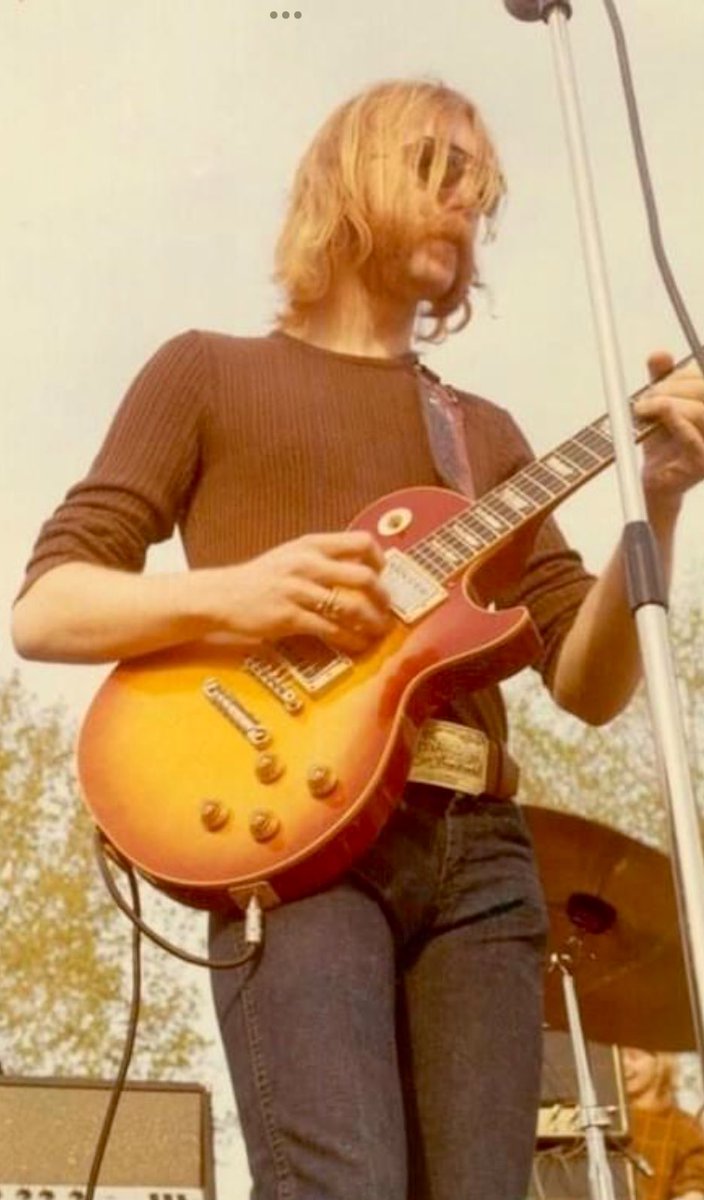 Nybookieduane's tweet image. A #SadDay as we remember the #Legend #SkyDog #DuaneAllman  on the day of his passing @allmanbrothers 🍄🍑 #DaBest 🙏🏻