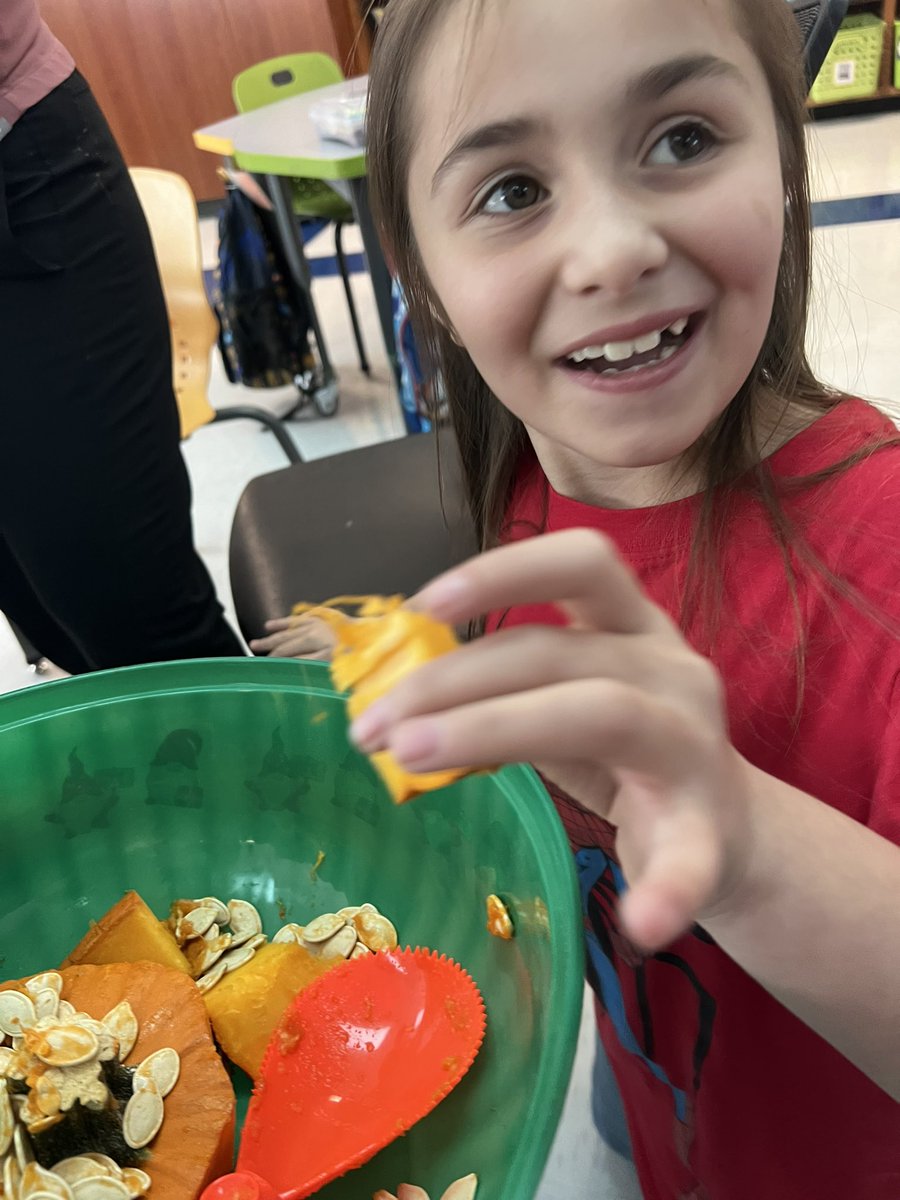 Blanca Jauregui tweet media