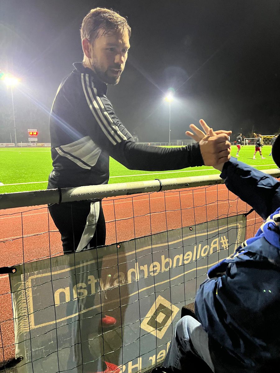 rollenderhsvfan's tweet photo. Holsten-Pokal Achtelfinale: SC Wentorf II gegen Hamburger SV III (1:5)
#Fussball #fussballspiel #fotos #bilder #groundhopper #groundhopperapp #futbology #rollenderhsvfan #holstenpokal #achtelfinale #scwentorf2 #hsv #hsviii #hamburgersv #hsvev #hamburg #dienstag #kunstrasen https://t.co/MrinvfQ9IC