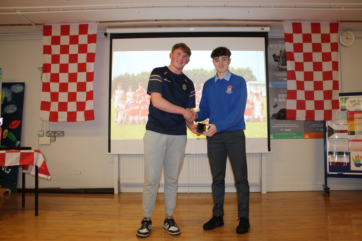 cbsroscommon's tweet photo. At our recent medal presentation for our Connacht Hurling Champions for 2024 the @RoscommonGaels
representatives were presented with their medals. Pictured here are: Sam Walsh, Will Connaughton, Ronan O'Donnell and Sean Nugent #rosgaa #cbsgaa #cbshurling https://t.co/beQCgZ2ry6