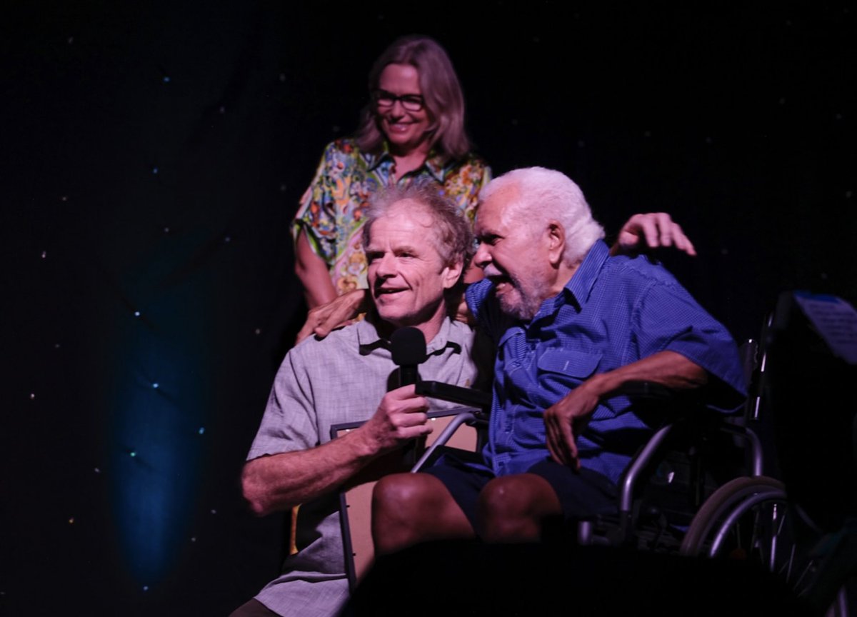 Woodfordia's tweet image. At our #ProgrammeLaunch Uncle Noel Blair, beloved Jinibara Elder &amp;amp; long-time #Woodfordian, was awarded the Order of Woodfordia for his outstanding contribution by our President Lachy Brown. Explore the Programme: woodfordfolkfestival.com
📸 #marekknappe #jinibara #woodfordia