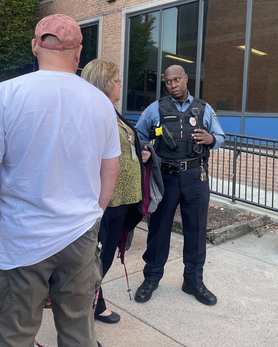 JackPosobiec's tweet image. BREAKING: Bucks County resident tells me this officer was angrily telling voters they couldnt vote today at Doylestown courthouse “You better get back. You better listen to me”