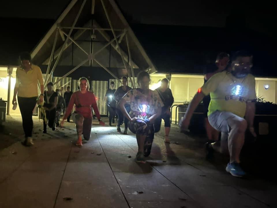 Popbangcolour's tweet photo. Always a good ashbys_adventuretrailsandtreks 5K strengthening group run on a Tuesday, getting the legs stretched again after Sunday’s Stratford half with a warm up run from the studio @FargoVillage too 🏃🏻

#runningclub #5krunning https://t.co/g3H7krLXht