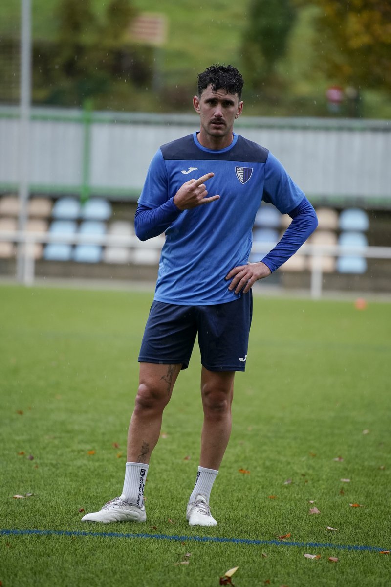 interescaldes's tweet photo. 🥸 @damiist8 

#seremmés💙🖤 https://t.co/vbMgb4Wt9d