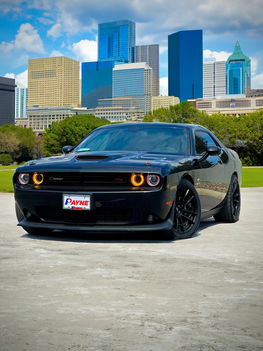 payne_edinburg's tweet photo. Unleash pure American muscle with the Dodge Challenger R/T! Available NOW at Payne Edinburg Chrysler Dodge Jeep RAM!
Visit us in store or online at https://t.co/oB2TJcmnPs
#DodgeChallenger #ChallengerRT #AmericanMuscle #PayneEdinburg #FeelThePower https://t.co/DsQ5IbO8UO