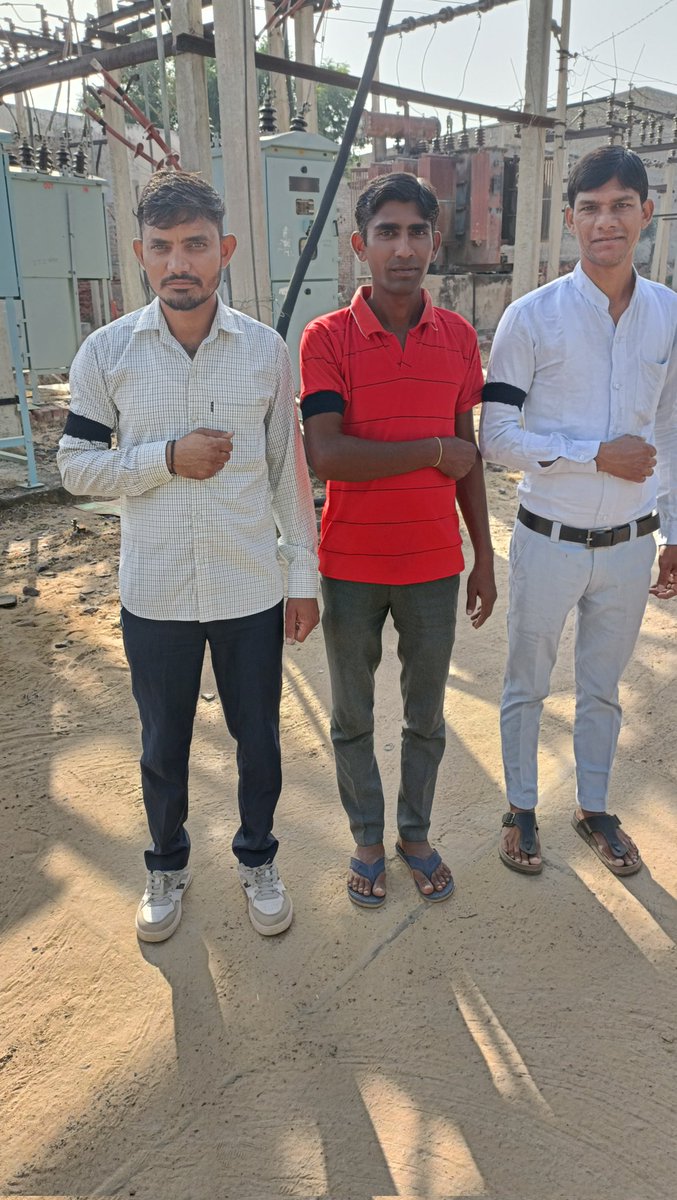 माननीय मुख्यमंत्री श्री <a href="/BhajanlalBjp/">Bhajanlal Sharma</a>  जी निवेदन है विधुत विभाग में जो निजिकरण किया जा रहा है। उसकी जो ई निविदा जारी की है उनको तत्काल रद्द करें। 
#RVTKA
#निजिकरणबंदकरो
#OPS 
<a href="/PrthveerajG/">prathviraj gurjar</a> 
<a href="/MOHSIN_JDVVNL/">MoHSiN kHaN KAYAMKHANI</a>
<a href="/MalkhanSingh999/">मलखान सिंह टोडाभीम</a>