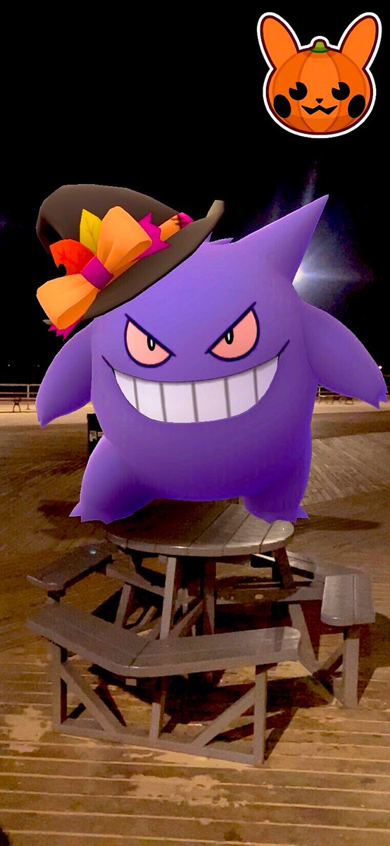 queenbubucita's tweet photo. Gengar lurking on the Coney Island boardwalk
#pokeween #PokemonGOApp #GOsnapshotCelebration #GOsnap https://t.co/Tx909Kjt3h
