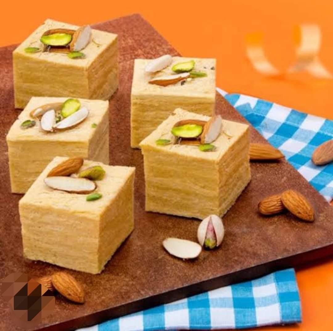 पिछले कुछ वर्षों से भारतीय मिठाई सोन पापड़ी का मजाक उड़ना क्यों शुरू हो गया? क्यों सोन पापड़ी खाने वालों को शर्मिंदा किए जाने का एक सुनियोजित प्रयास दिखने लगा? क्योंकि सोन पापड़ी हर उस कन्फेक्शनरी और परचून की दुकान पर बिक सकती थी जहां पर चॉकलेट बिकती हैं। इसको मिठाइयों की खास