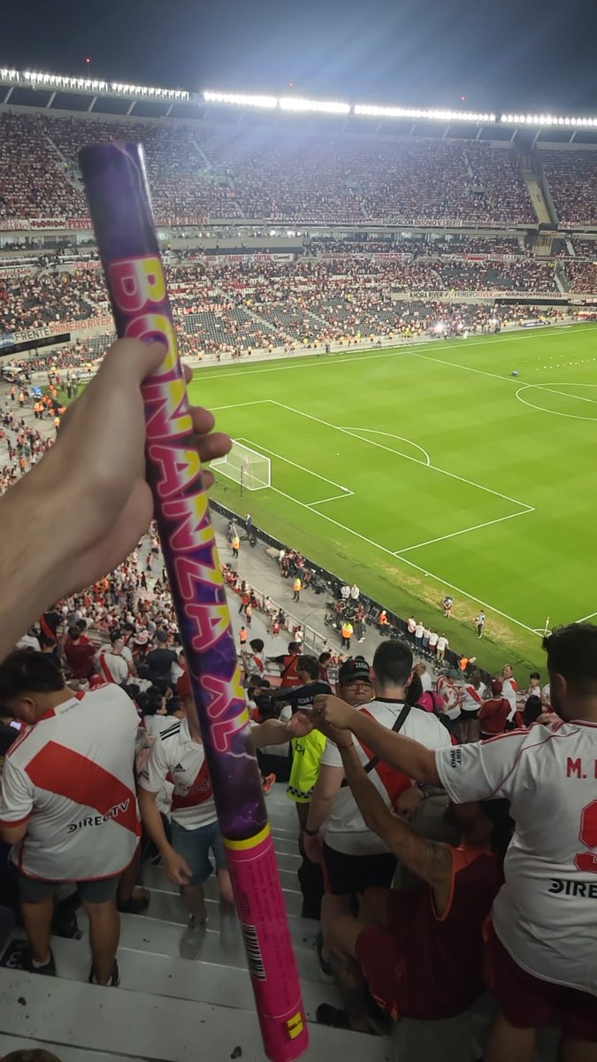 cabjedits's tweet photo. Esto es inaceptable. Desprestigia el buen fútbol. Actúe con todo @CONMEBOL https://t.co/GHRF2jKX7j