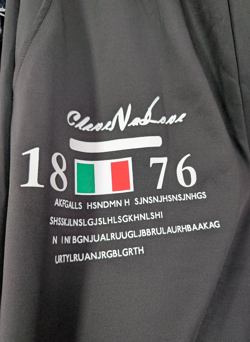 Help, my pants are having a stroke.