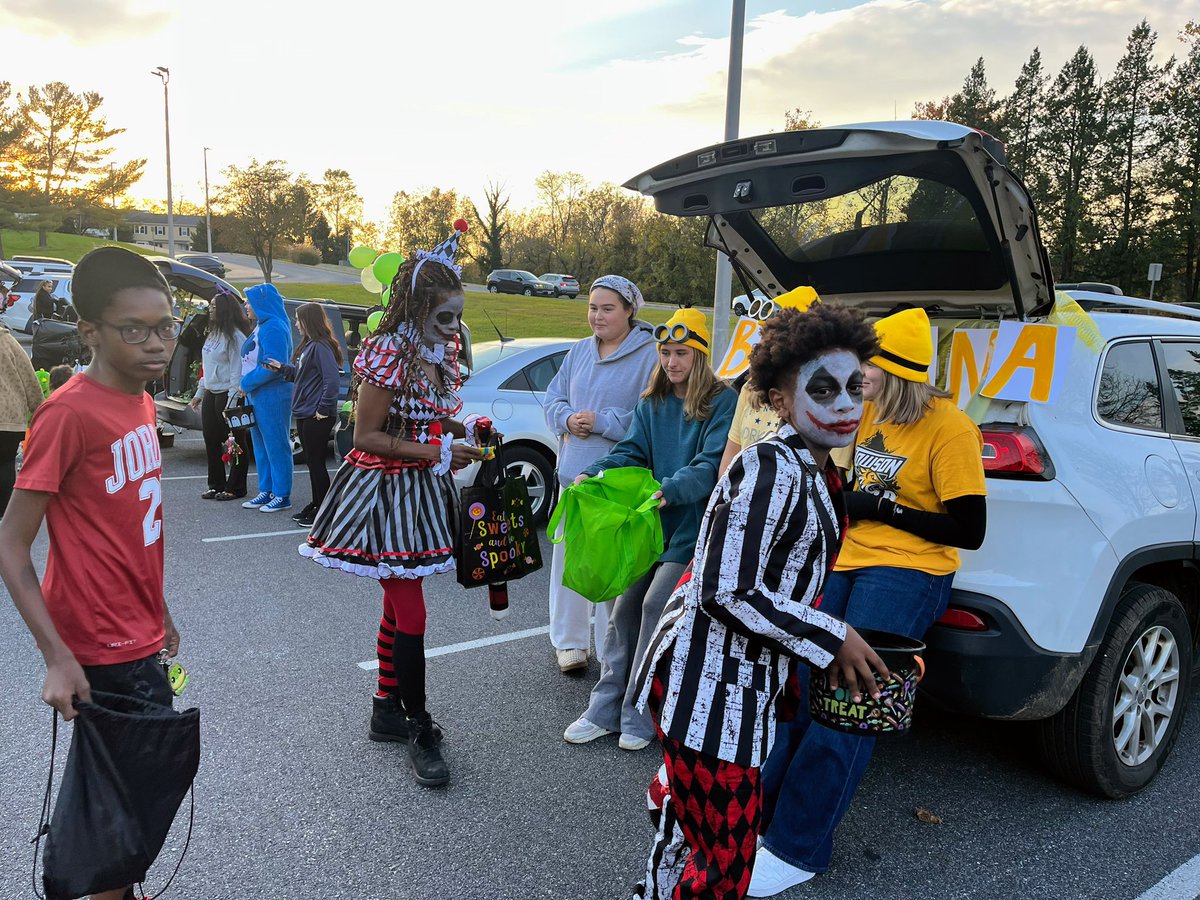 Loch Raven HS PTSA tweet media