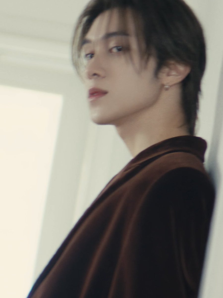 HE’S SO HANDSOME