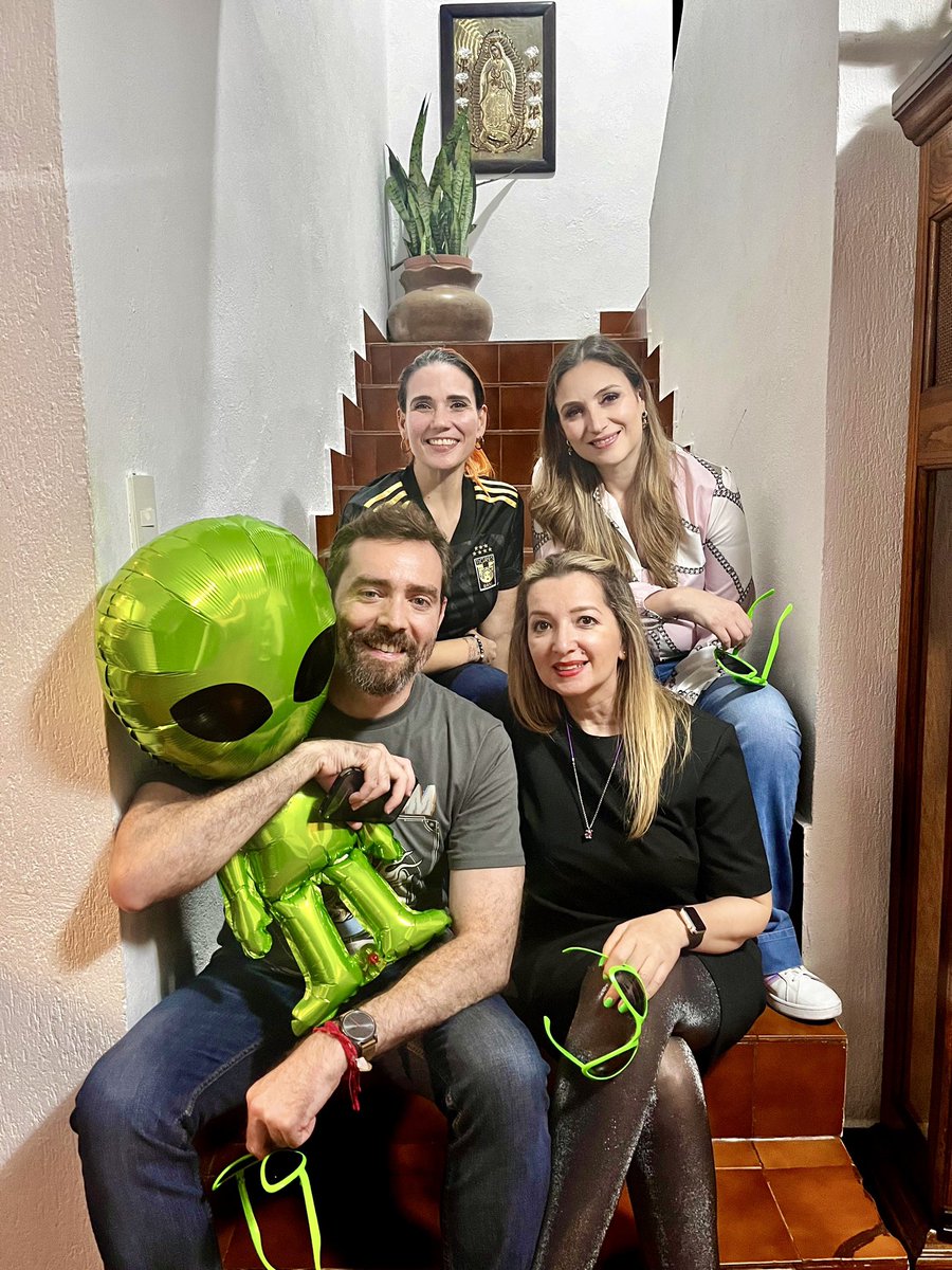 CarlosPalomoF's tweet photo. 👽 #alienparty !!!… Episodio 2. … https://t.co/FaLdMNTpkr