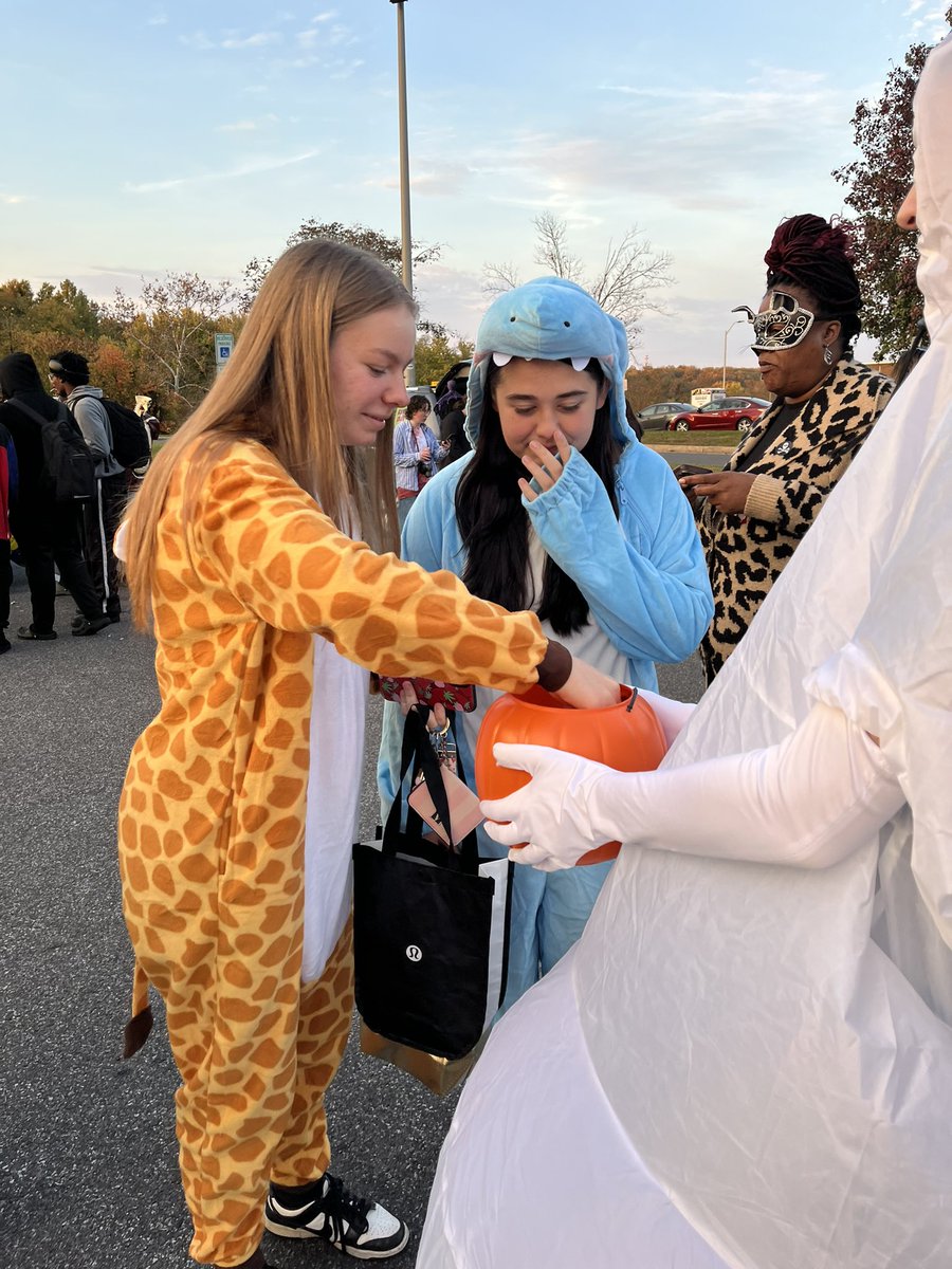 Loch Raven HS PTSA tweet media