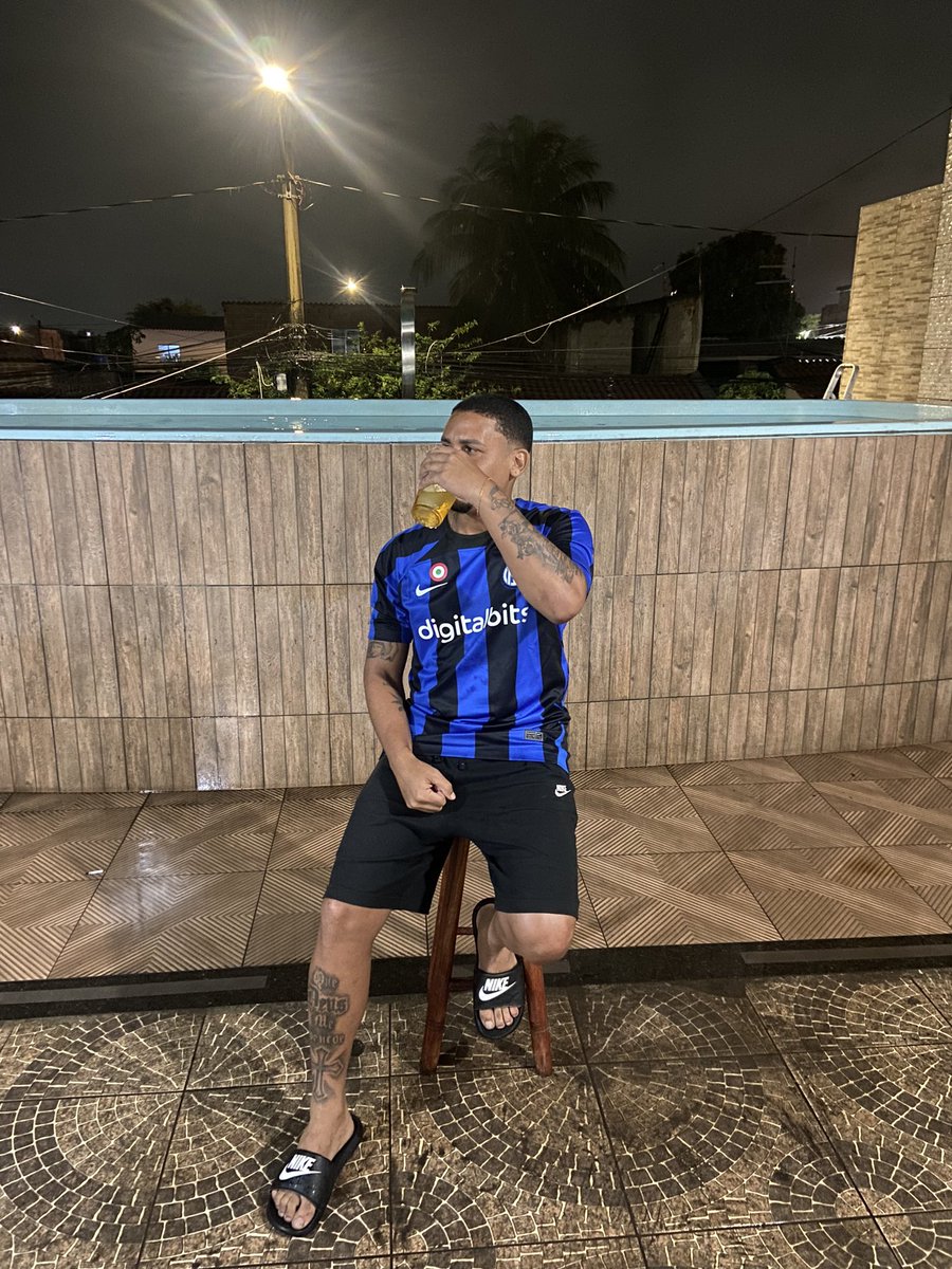 Carlotovaliatt's tweet photo. Só agradecer a Deus por mais um ano de vida!! 🥳🎊😵‍💫 https://t.co/a2SVMUMWck