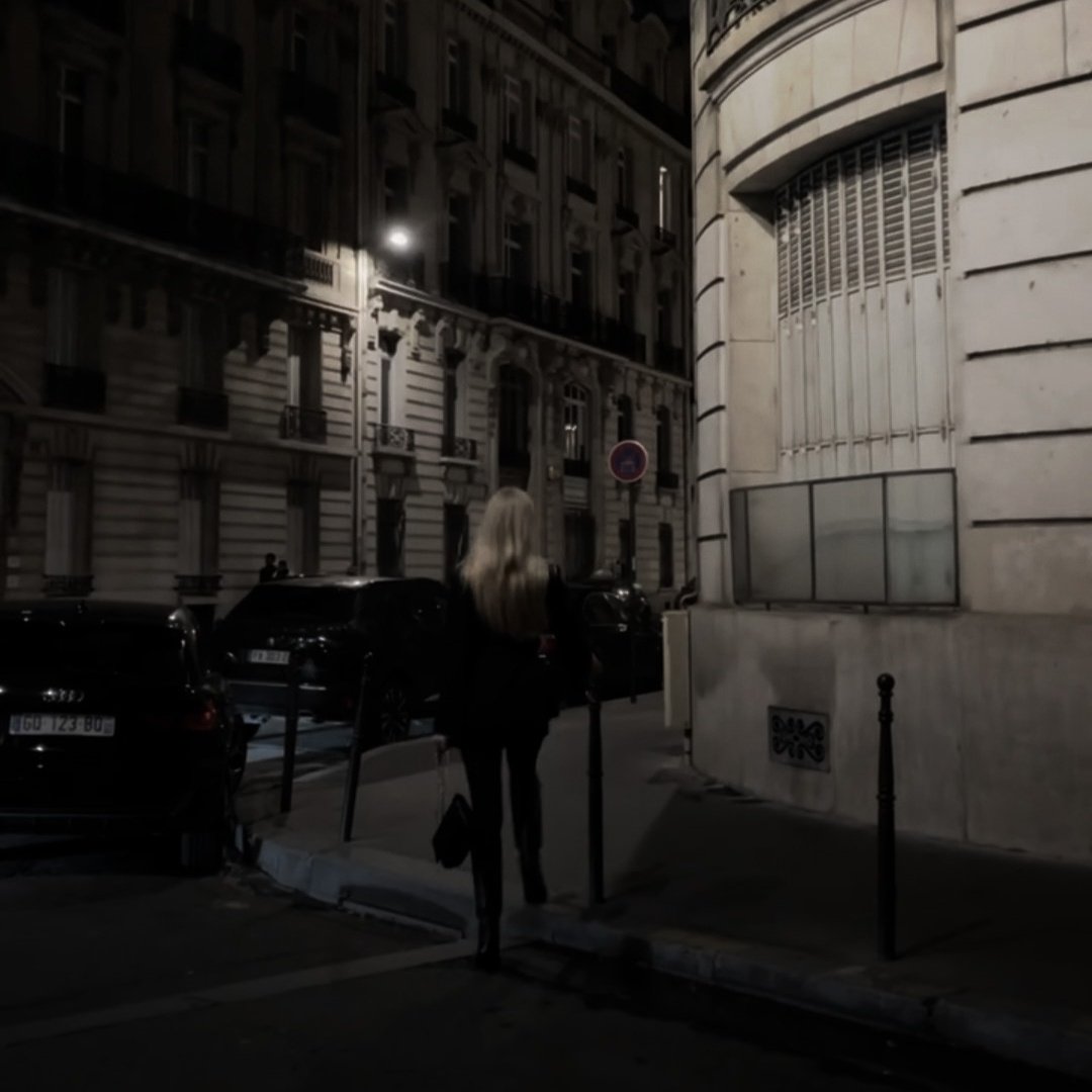 laraalithe's tweet image. lara core