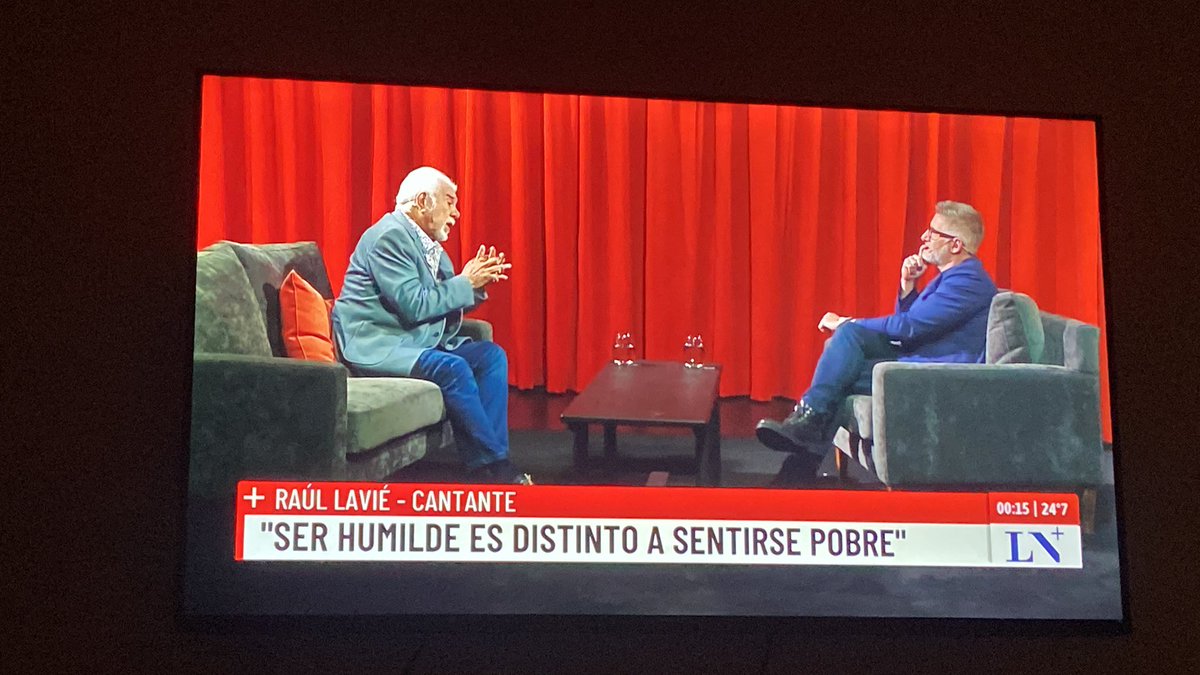 martin_fma's tweet photo. @luisnovaresio Cómo son las vueltas de la vida @luisnovaresio …
Justo el día que posteas a favor de aborto, Raul Lavie en tu propio programa te cuenta cómo sobrevivió al aborto.
Y vos tipo con cara de emocionado…
#SalvemosLas2Vidas https://t.co/aJSjuIJkJA