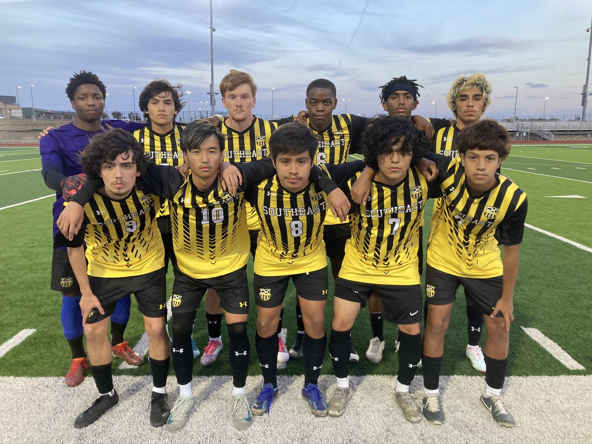 Wichita Southeast Soccer tweet media