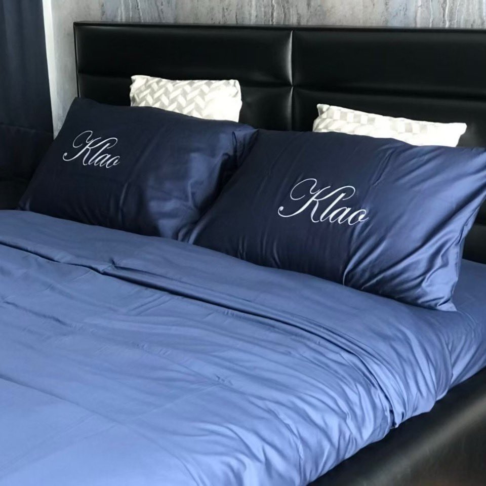 beneathbedding's tweet photo. https://t.co/Qfe6rvE3aU