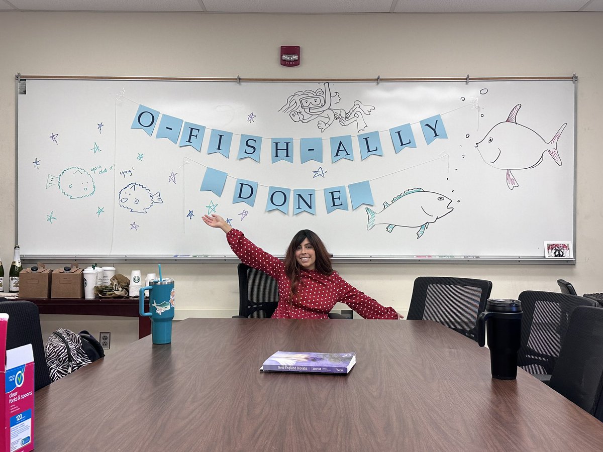 LisaAndThePups's tweet photo. I successfully defended my Master’s thesis yesterday! Thank you to everyone who helped educate me, supported me and cheered me on! And thanks to @sara_sagebrush for the o-fish-al after party! https://t.co/Vut5IEpIYN
