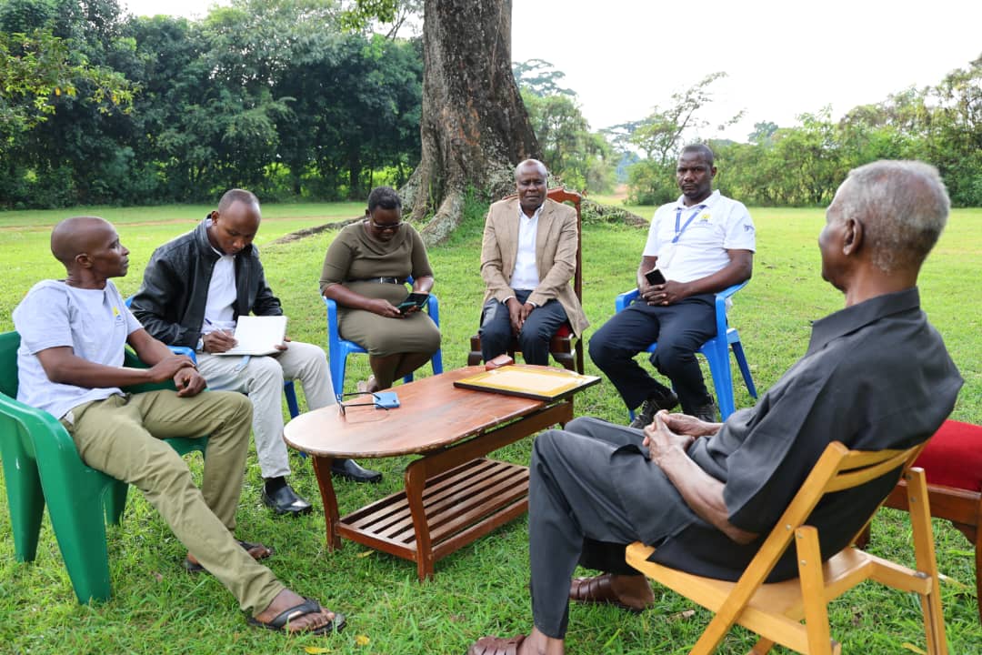 URAuganda's tweet photo. Bukedea to the world🌎

Yesterday, URA met one of its biggest individual revenue contributors from Rental taxes in Eastern Region (Bukedea District) by the name of Erongot Jembrace Paul, Former employee of UCB aged 83 years, who has been compliant for over the years.

The Eastern Regional Manager James Maloba, acknowledged him   for contributing significantly. He went further to inform him that for taxpayer promptly file and pay their dues shows how much he cares and loves his country.

The Regional Manager went further to inform the taxpayer, that through his contribution towards revenue mobilisation, the URA Commissioner General offered him a certificate as an appreciation for his voluntary compliance over the years.

Mr. Erongot was very happy and felt honoured to receive the certificate and appreciated the Commissioner General and URA at large for the love rendered to him.
#TPAS24
#FfeBanno