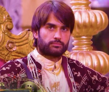 inm24news's tweet photo. Two Kings, one choice! 👑💥 Who’s your RAJA?
🔃 Retweet for Vivian Dsena
❤️ Like for Karan Veer Mehra
#BiggBoss18 #BB18 #VivianDsena #KaranVeerMehra #BattleOfRajas #BBKing #TeamVivian #TeamKaran #BiggBossFever #VoteYourFav