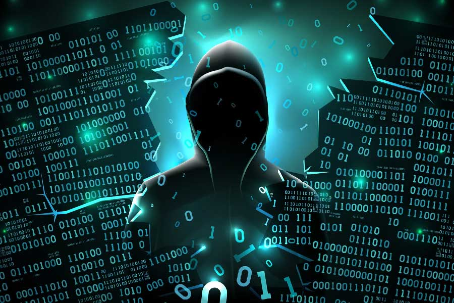 Have you ever considered that a simple HDMI cable could compromise your data security? 🤔

Researchers from the Republic University of Uruguay have uncovered a startling method by which hackers can steal confidential information without internet access or traditional hacking