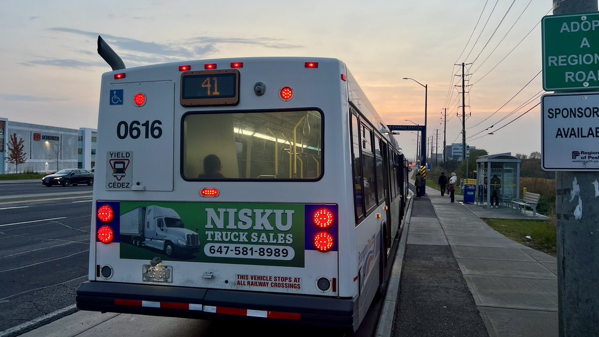 Hey <a href="/TownOfCaledon/">Town of Caledon</a>, people want transit! <a href="/BramptonTransit/">Brampton Transit</a>’s 41 into Bolton is absolutely packed to the doors, and only runs every 110 minutes. More frequency equals more freedom from traffic on Highway 50