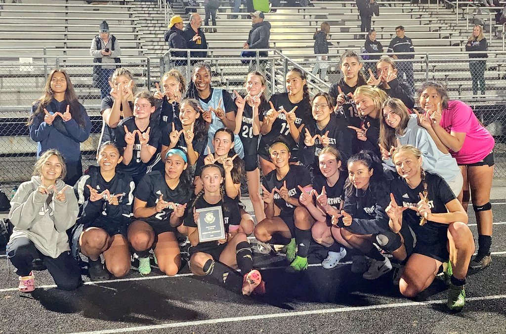 NWJagSports's tweet photo. Congratulations to our Region Champions Girls Soccer team! They defeated Urbana 2-1 in an outstanding game. On to states!
@NorthwestJags @NWHSBoosters https://t.co/DLMX9UJlQO