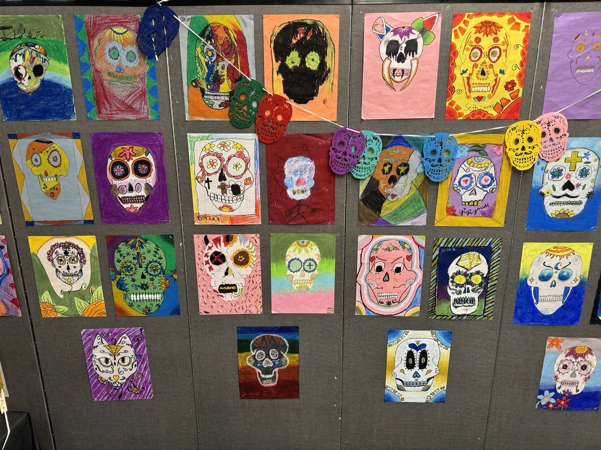 VIDA Multicultural Club is celebrating Dia De Los Muertos!!!
#WeAreVIDA