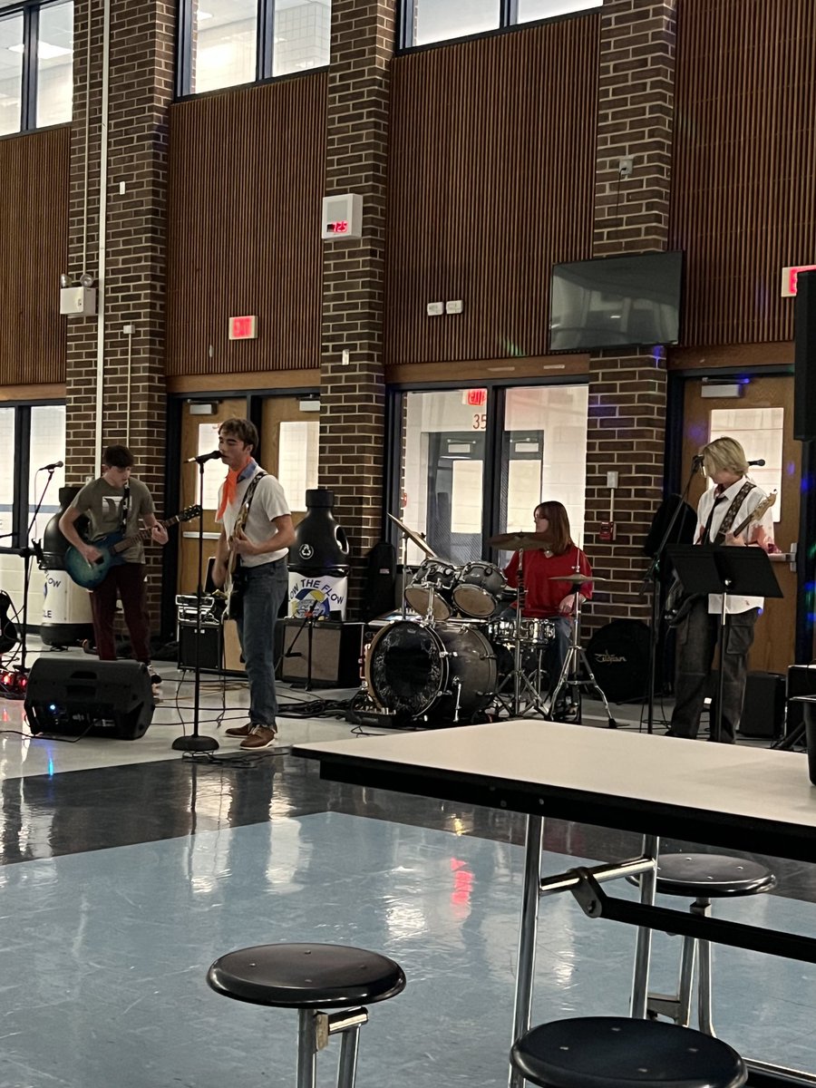 Come watch Battle of the bands at South until 8:30!