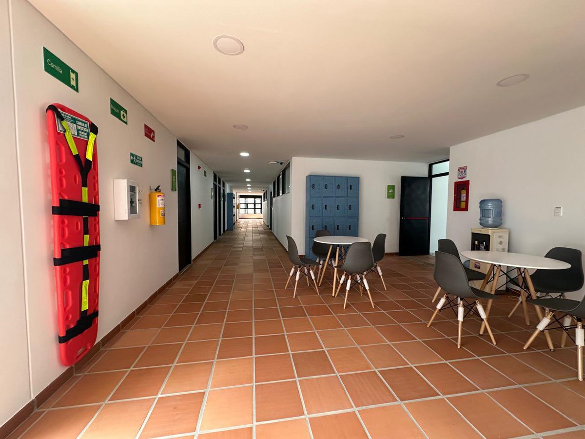 Findeter's tweet photo. #FindeterTransforma | En Findeter nos sentimos orgullosos de trabajar de la mano del @ICBFColombia para construir más y mejor infraestructura para nuestros niños y jóvenes. ¡Entregamos la Casa Atrapasueños en Villavicencio, Meta. Está completamente dotada! https://t.co/v3quXi0G6D