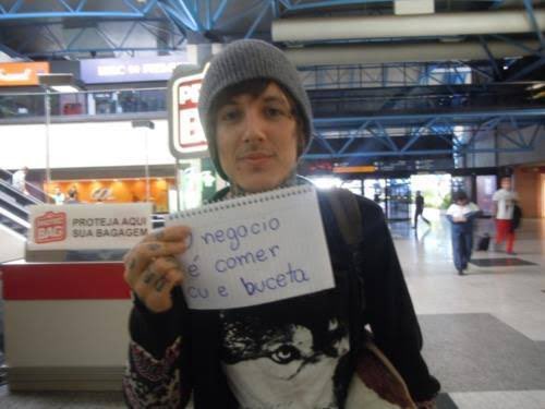 ierosykes's tweet image. quero photocard dessa daki alguem pode faze p mim