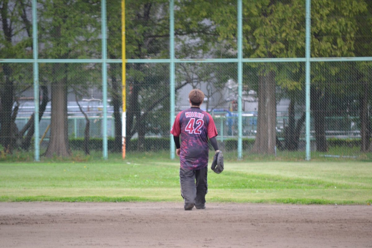 この前の練習で久々に集合写真撮ろう！と言ったら
「なんのための集合写真とるの？」
と言ってしまううちの監督（？）です😂