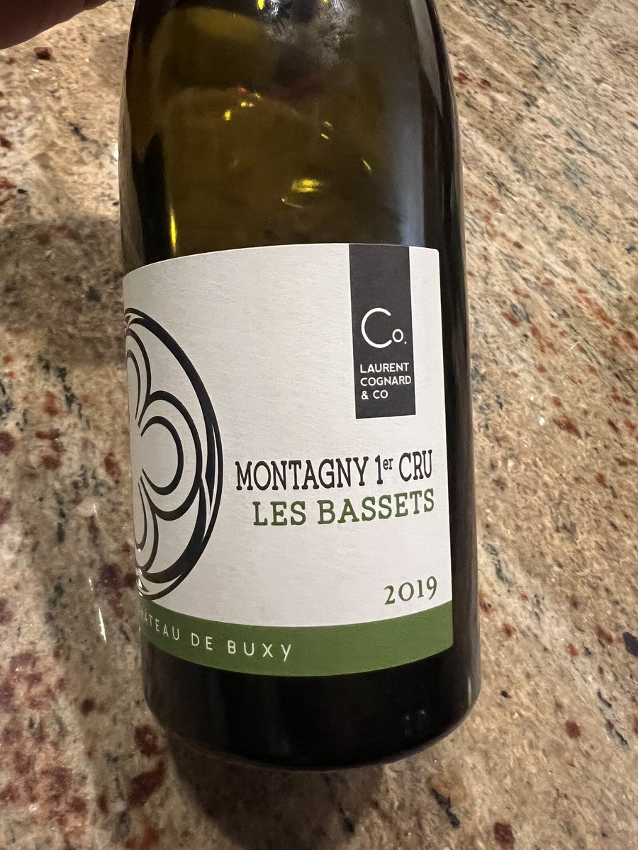 Nice little White Burg w some left over pizza. Go Yankees