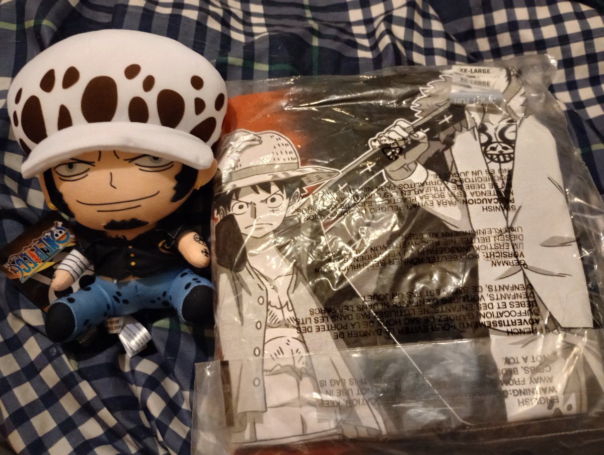 WolfIsabeau's tweet photo. My mini Law merch haul came in today, yay! ๐๐ฅฐ Now my Law kitty has a brother.
That's two Law merch off my wishlist ๐คฉ
Thank you @wendigochild13 for helping me ๐ Thank you girl. โค๏ธ
#LawLu #LawMerch #TrafalgarLaw #HotTopic #LawHaul #TrafalgarDWaterLaw #DrHeartStealer https://t.co/xMV7CMKKsG