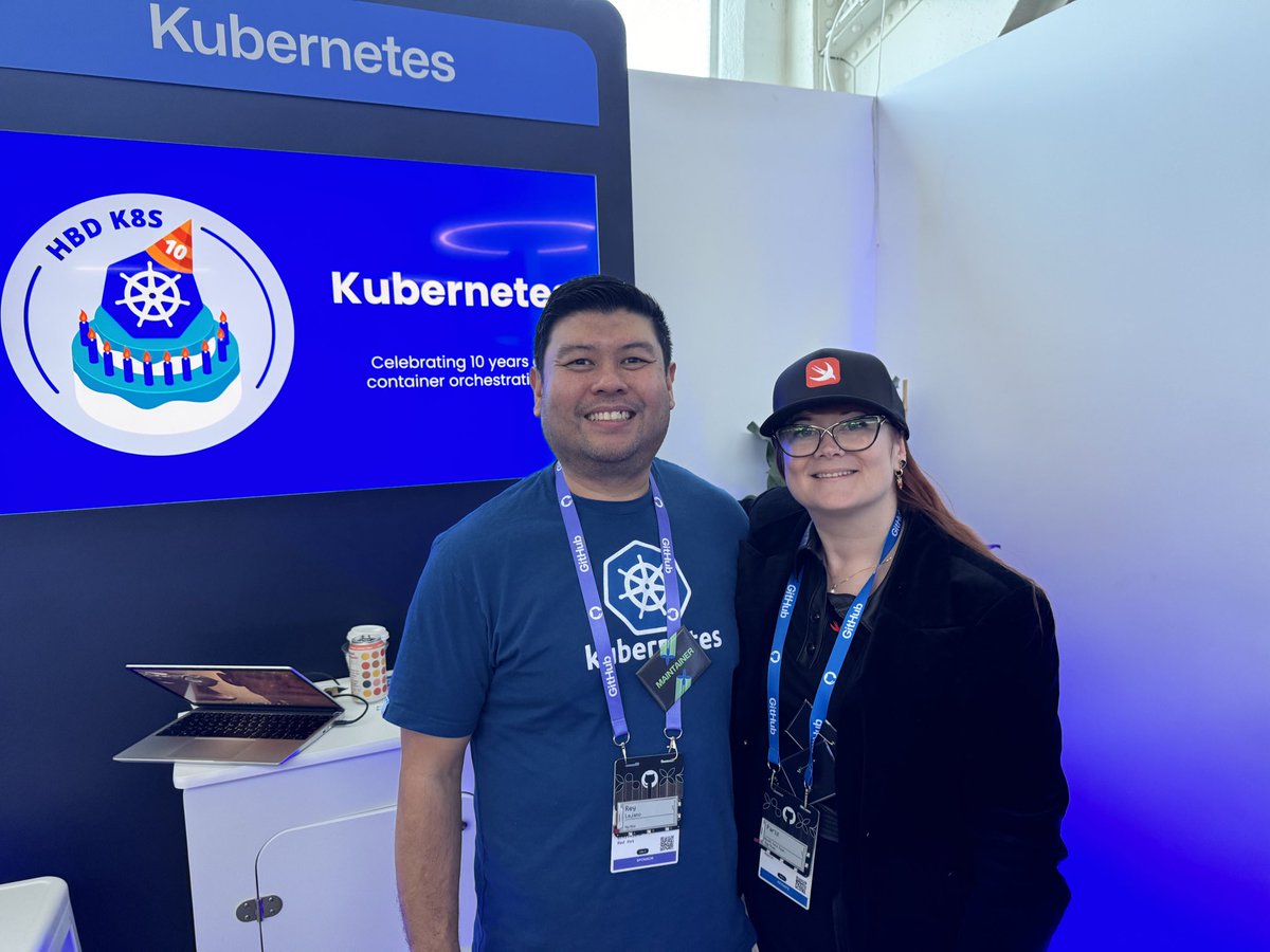 @paris@hachyderm.io (@parisinbmore) on Twitter photo loved seeing my kubernetes family at the open source zone today at github universe! ♥️♥️ <a href="/reylejano/">Rey Lejano</a> <a href="/MrBobbyTables/">Bob Killen @mrbobbytabl.es</a> loved seeing my kubernetes family at the open source zone today at github universe! ♥️♥️ <a href="/reylejano/">Rey Lejano</a> <a href="/MrBobbyTables/">Bob Killen @mrbobbytabl.es</a>