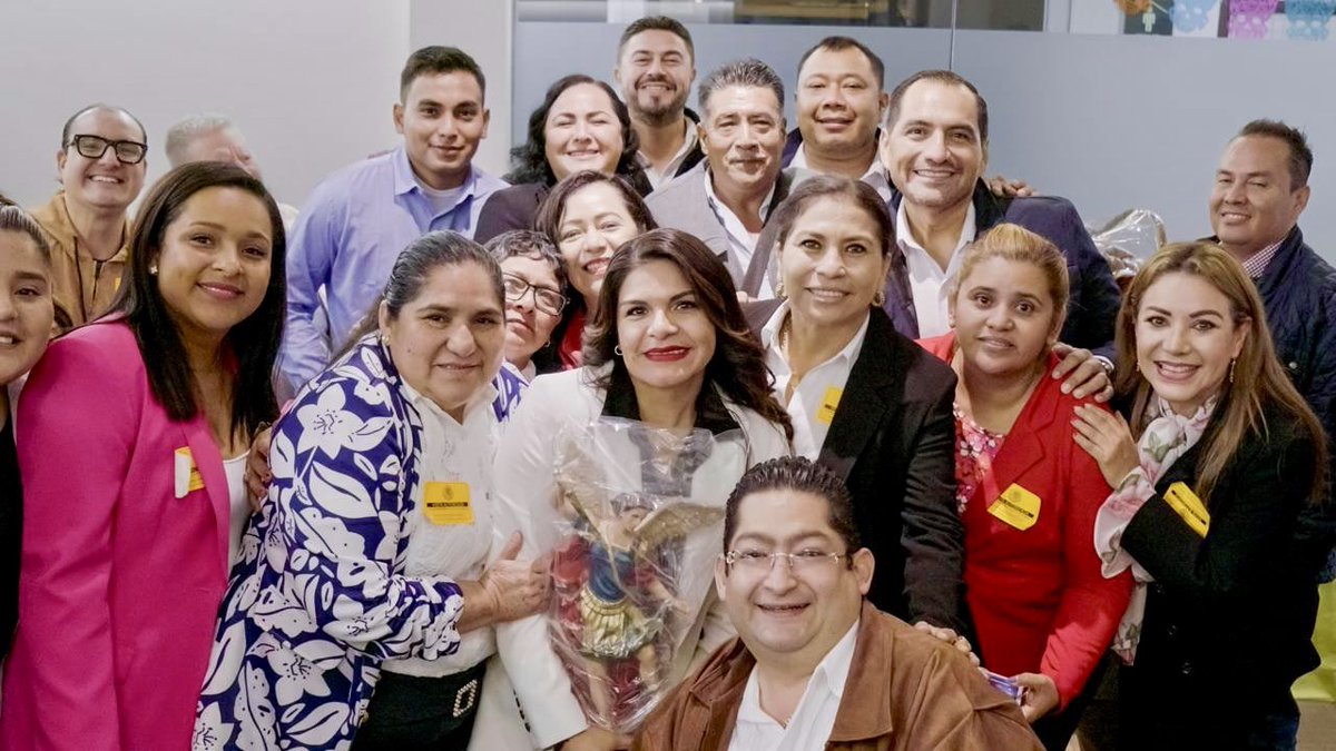 luzmiazul's tweet photo. Me llena de orgullo haber compartido con amigas y amigos de Tabasco, Hidalgo y CDMX una capacitación sobre cooperativismo y emprendimiento solidario. Hoy más que nunca, creo en la fuerza de nuestras manos unidas para construir un futuro digno y lleno de oportunidades. https://t.co/RwYQEIggn8