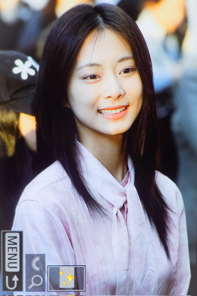 241030 GMP 출국 

#트와이스 #TWICE 
#쯔위 #TZUYU