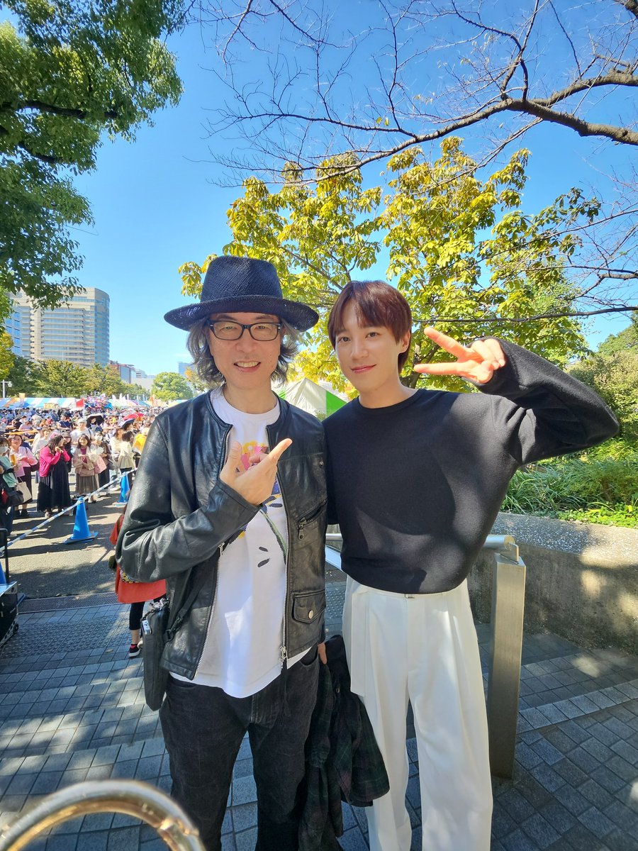 얼마전에 다녀온 "월드 페스타 요코하마2024"축제. 날씨도 너무 좋고 한마음으로 노래를 부른 출연자분들, 노래를 따라 불러준 관객분들 덕분에 완벽한 하루였습니다 😉 내년에도 만나요 😁
#ワールドフェスタヨコハマ2024