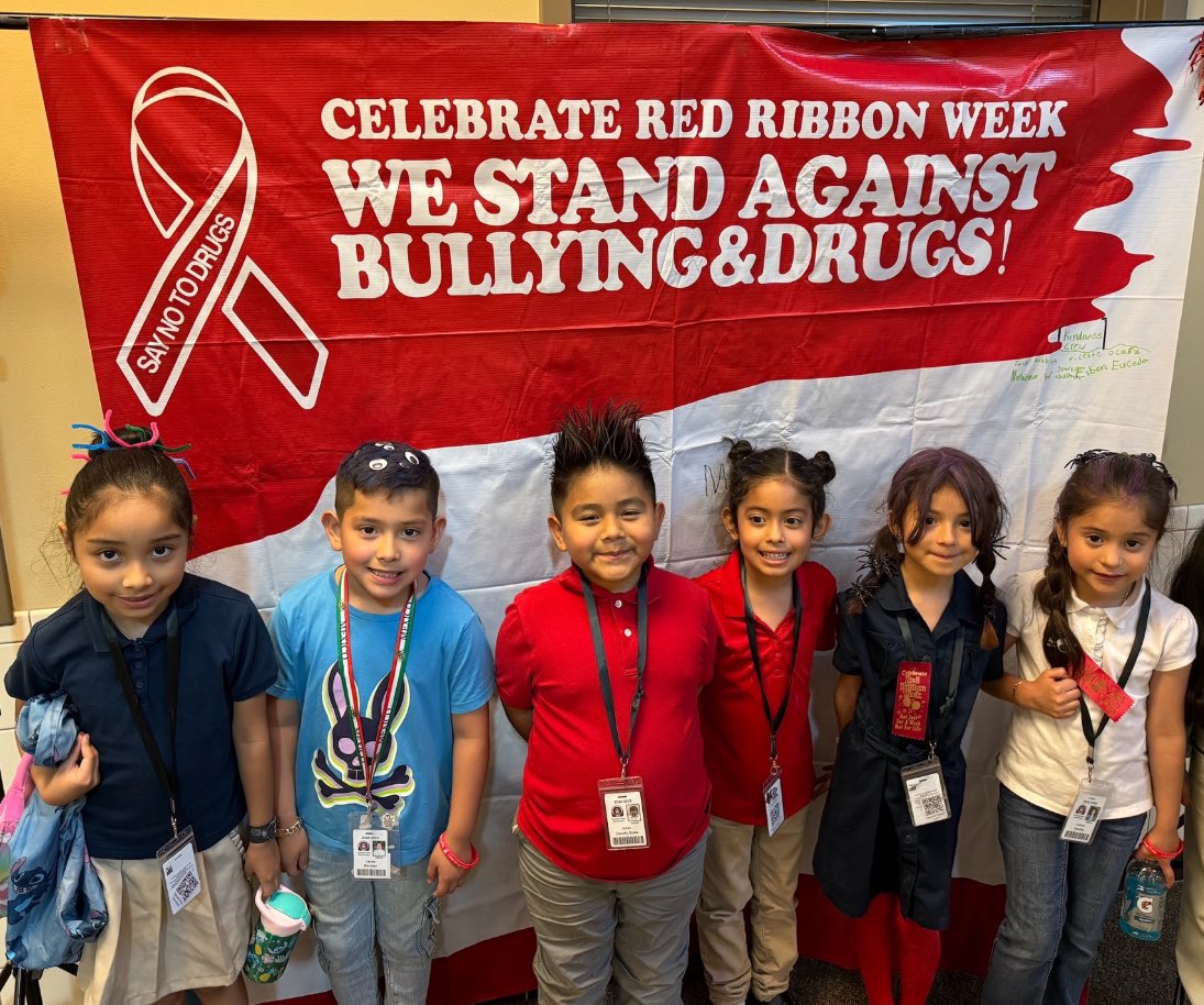 Our scholars showcased their cool hairstyle today for #RedRibbonWeek. Very creative! <a href="/SBISD/">Spring Branch ISD</a> <a href="/jennifer_blaine/">Jennifer Blaine</a> <a href="/MJenParker/">Jennifer Parker</a> <a href="/BrendaStardig/">Brenda Stardig</a>