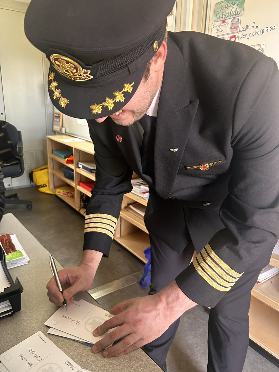 It was a fantastic day! Captain Colin from Air Canada visited our classroom ✈️👨🏼‍✈️ <a href="/AgnesHodgePS/">Agnes G. Hodge Public School</a> <a href="/GEDSB/">Grand Erie District School Board</a>