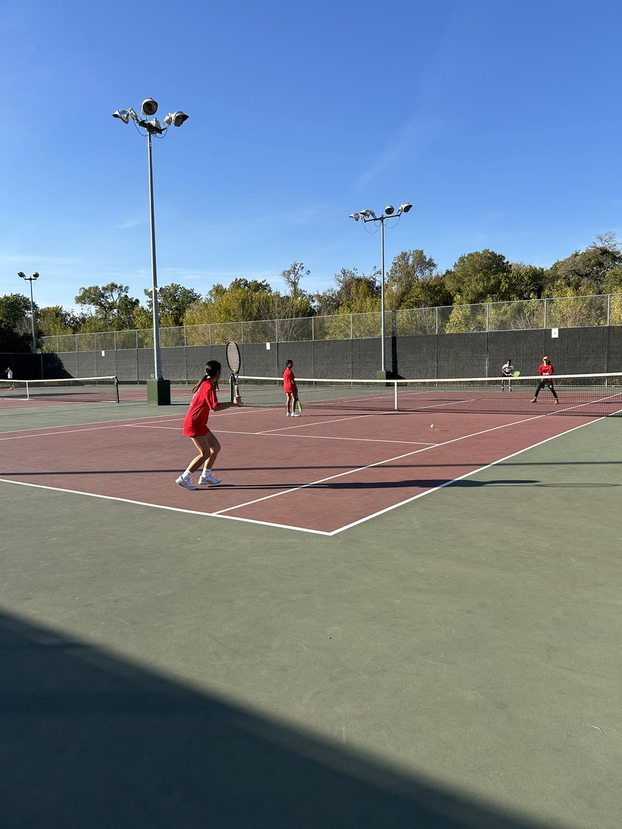 East Broncos continued their undefeated winning streak with a 19-0 win against West this past Monday! Both teams played some amazing tennis with long rallies and strategic points! Great job Broncos!! <a href="/broncos_east/">Coppell East Bronco Athletics</a> <a href="/coppelleast/">Coppell Middle School East</a>