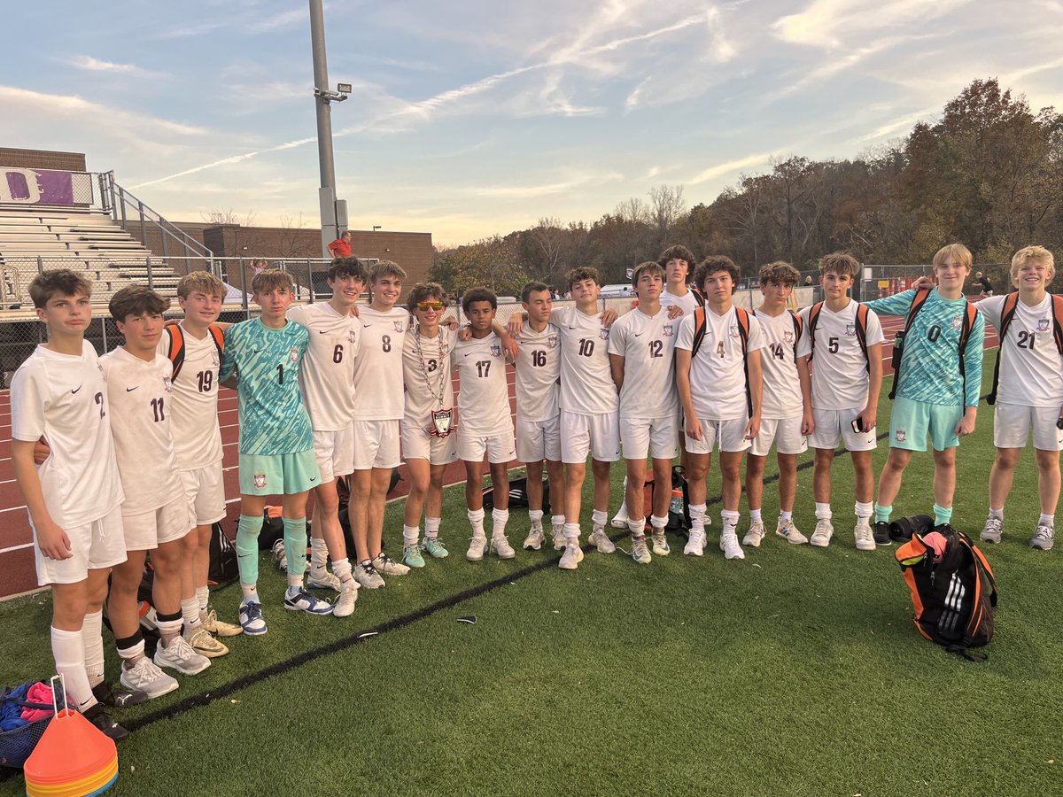 026JVBOYS finish their season with a 4-0 win over Eureka. Goals by Connor, Grant Dinges, Blayne, and Ryan Curran. The combo SO by Logan and Slowik. The Game Chain to Dommie. Their internal competition ended in a tie between Miyagi Do and Cobra Kai